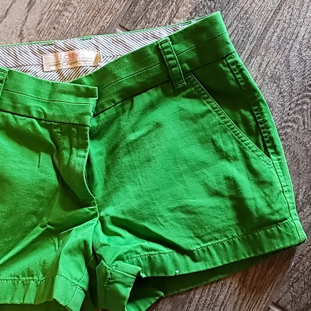 J. Crew Chino Shorts – Women’s Size 0 EUC